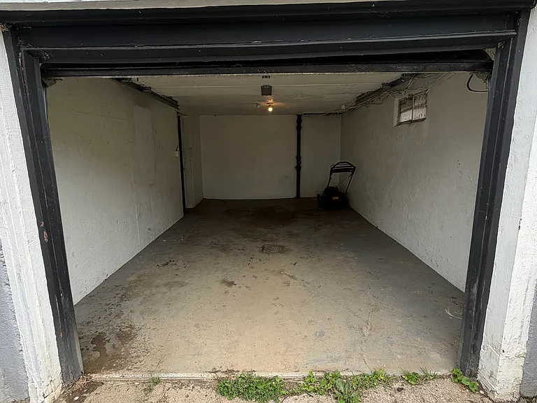 1340 Manss Ave — Photo 11