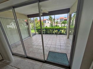 3445 El Rado Ct, Sarasota, FL 34232