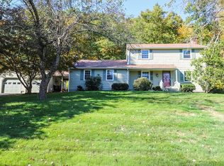 49 Thomas Dr, Chelmsford, MA 01824