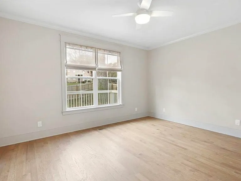 205 Shawnee Trl — Photo 11