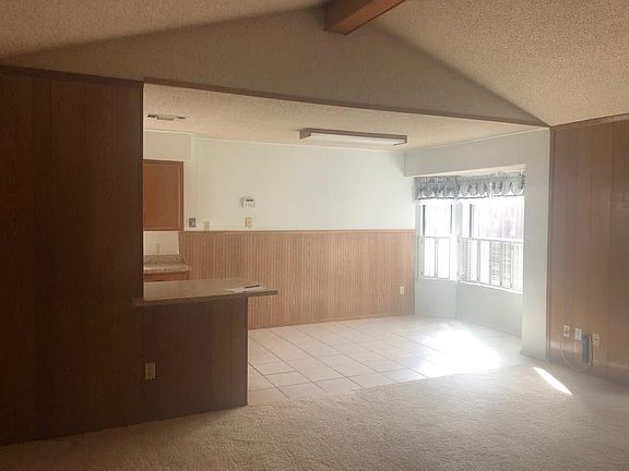 3rd image of 3626 Auburn Dr