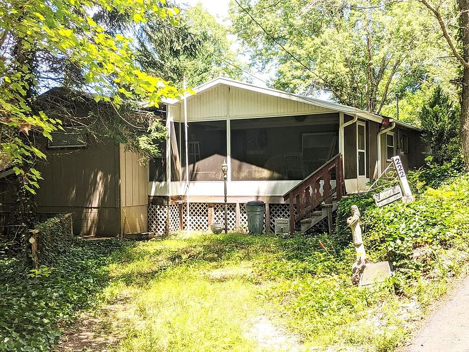 1st image of 222 Zurich Cir