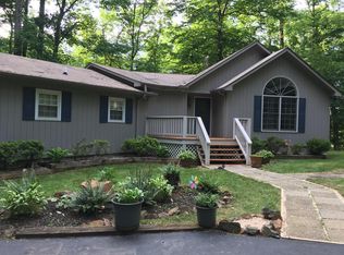 3238 Wooded Acres Ln, Charlottesville, VA 22911