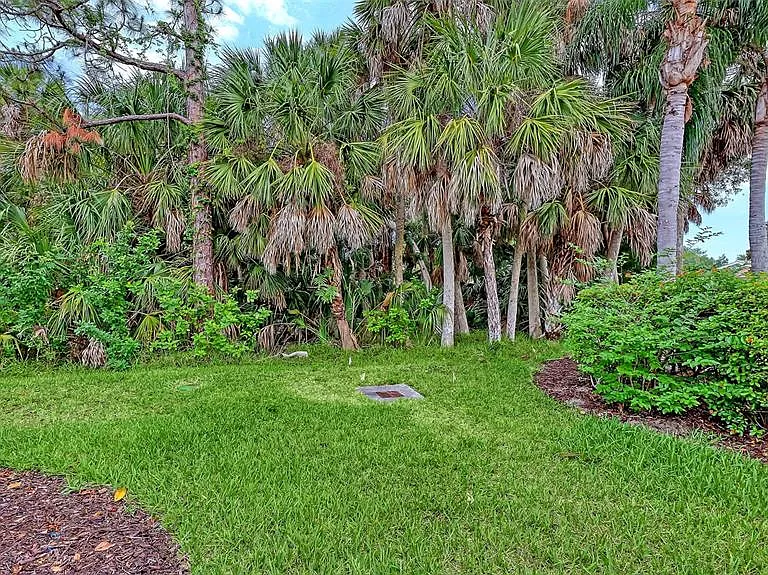 11605 Garessio Ln — Photo 40