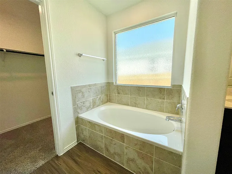3208 Kenner Dr — Photo 25