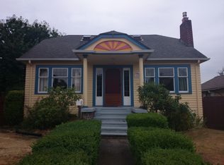 3245 44th Ave SW, Seattle, WA 98116