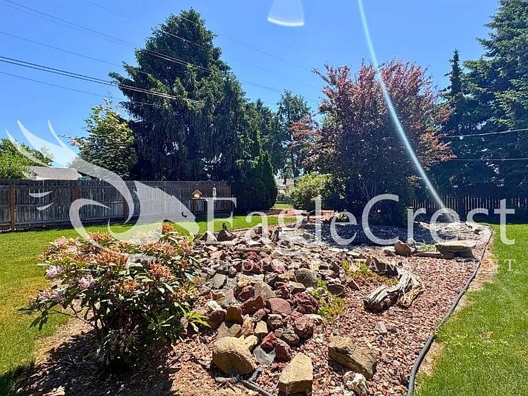 924 Shasta Dr — Photo 39