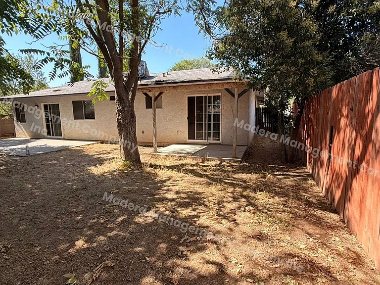 1312 Sanarita Way — Photo 25