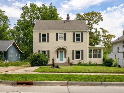 707 35th St, Des Moines, IA, 50312