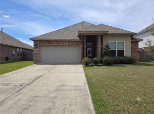 260 E Lake Dr, Slidell, LA 70461