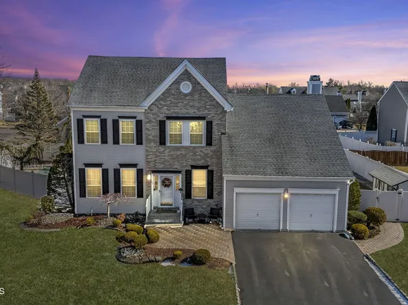 65 Pemberton Place, Freehold, NJ 07728