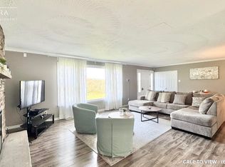2891 Innisfil Beach Rd #1, Innisfil, ON L9S4C2