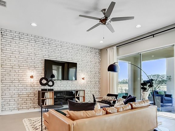 Great room with access to lanai