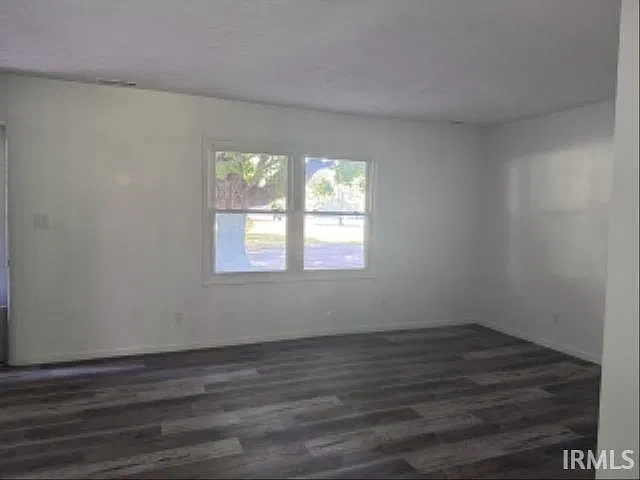 3 bed, 1.5 bath, 1000 sqft, $950 — Photo 4