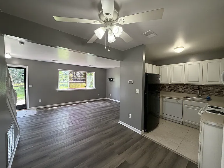 29740 Amy Ln — Photo 11