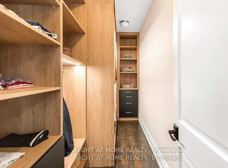 1220 Meredith Ave — Photo 23