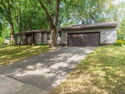 1608 Woodland Ridge Rd, Wausau, WI, 54403