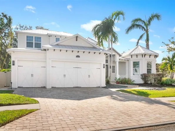 1810 Wisteria St, Sarasota, FL 34239