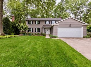 29411 Lincoln Rd, Bay Village, OH 44140