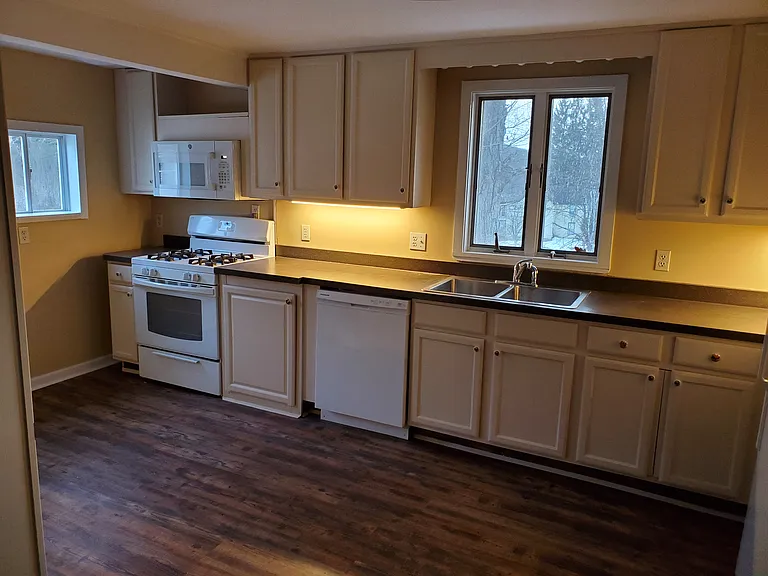 3970 State Route 414 — Photo 20