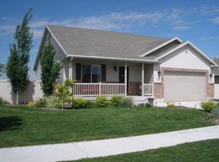 326 Oaktrail Dr, Rexburg, ID 83440