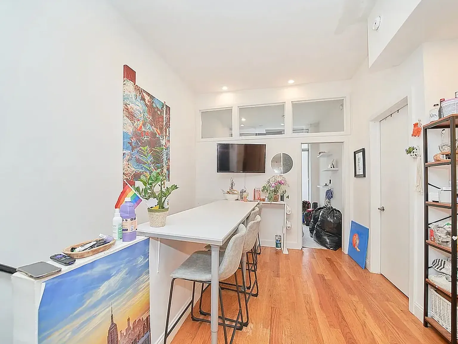 157 Suffolk Street — Photo 3