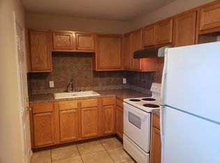 3547 Peach Dr, Jacksonville, FL 32246