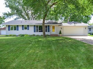 11227 Magnolia St NW, Coon Rapids, MN 55448