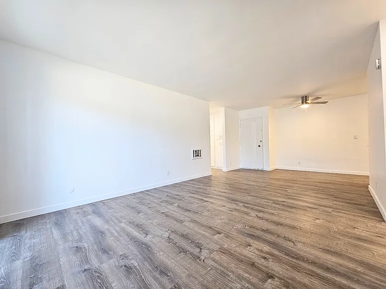 1747 Chalcedony St #1 — Photo 18
