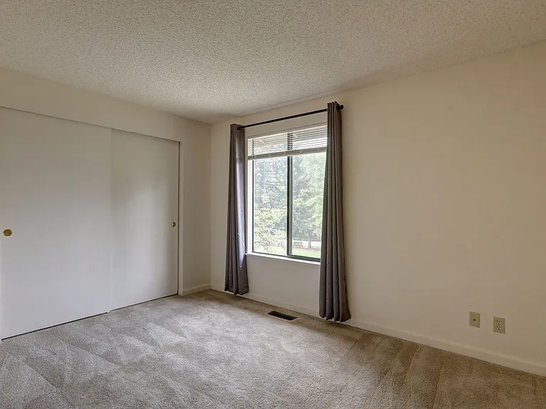5920 138th Pl SE — Photo 15
