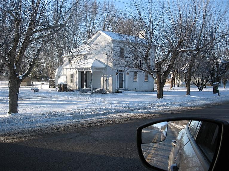 2nd image of 2811 Millville Rd