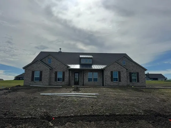 709 Water Side Dr, Van Alstyne, TX 75495