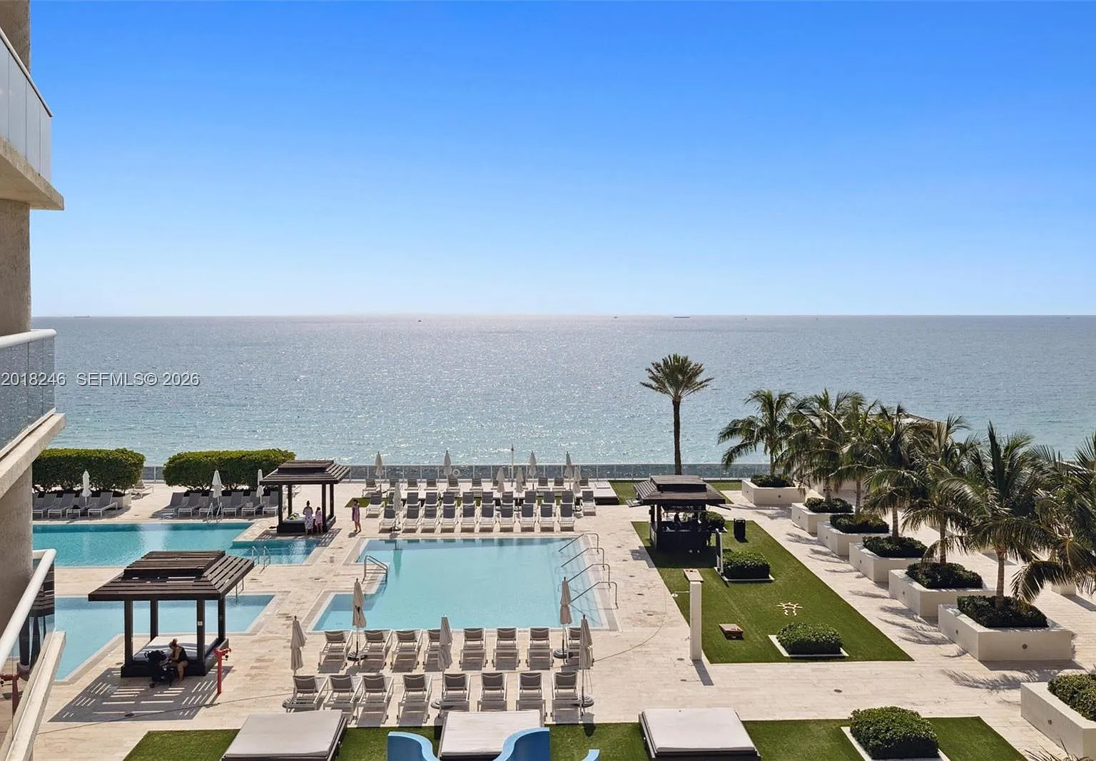 Beach Club Three Condo — Photo 1
