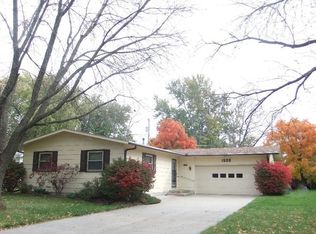 1608 Northridge Rd, Beatrice, NE 68310