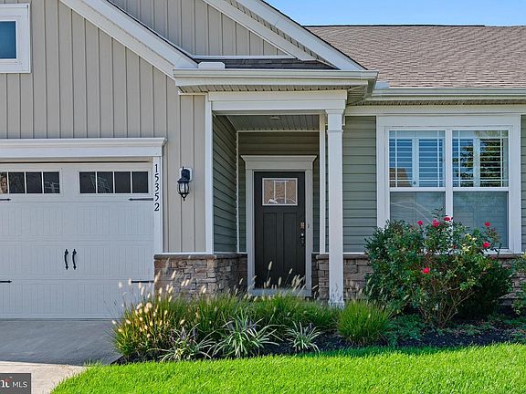 3rd image of 15352 Crape Myrtle Rd