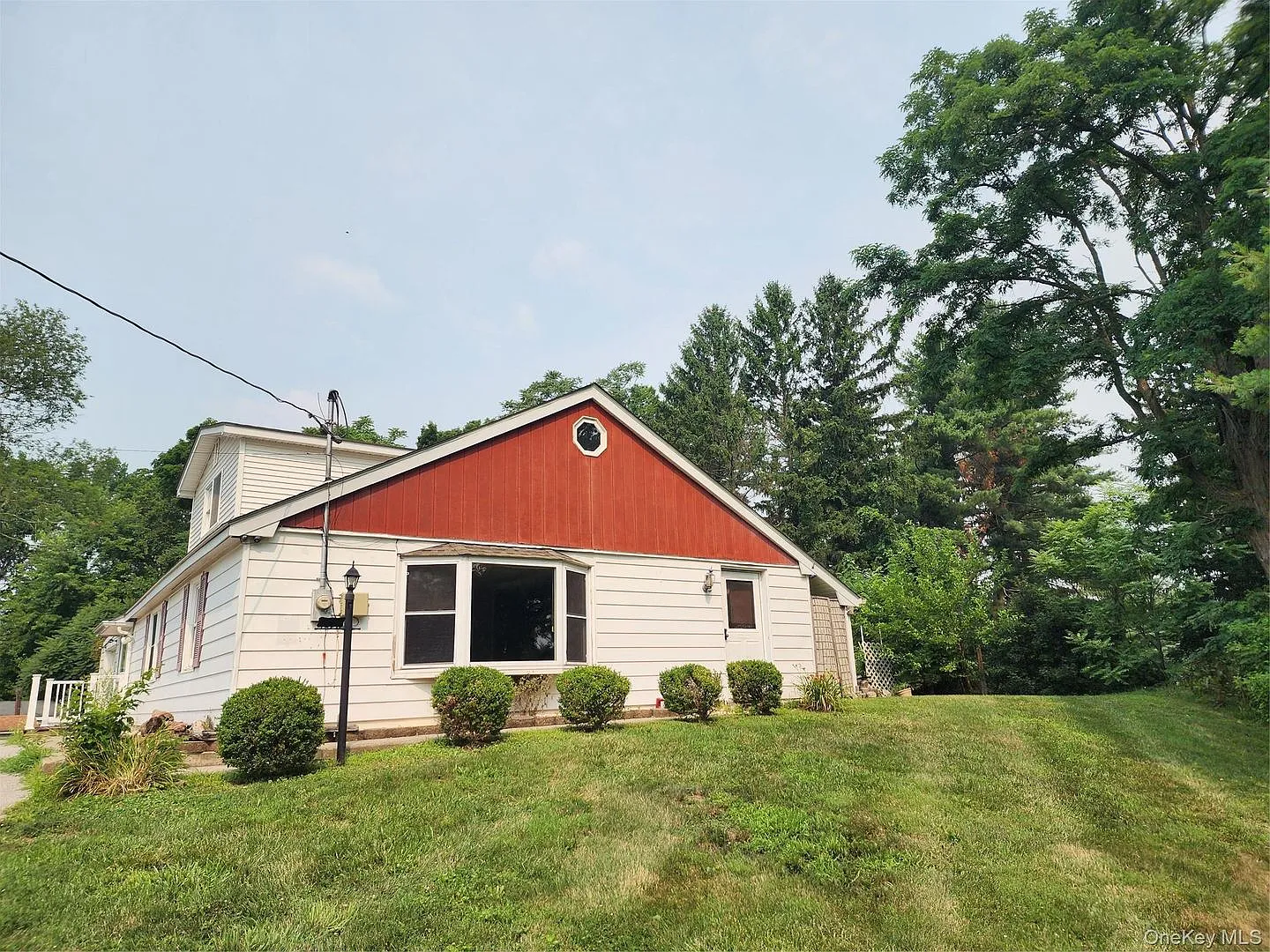 3 bed, 2.0 bath, 1710 sqft, $3,200 — Photo 3