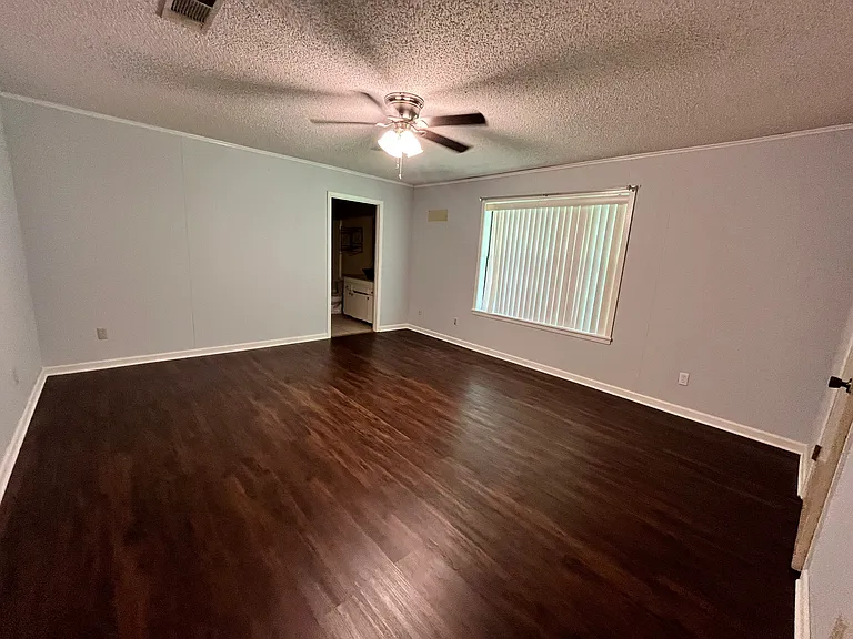 133 Dana Dr — Photo 3
