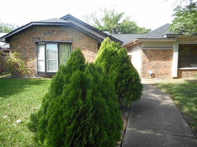 2nd image of 308 Liberty Pl