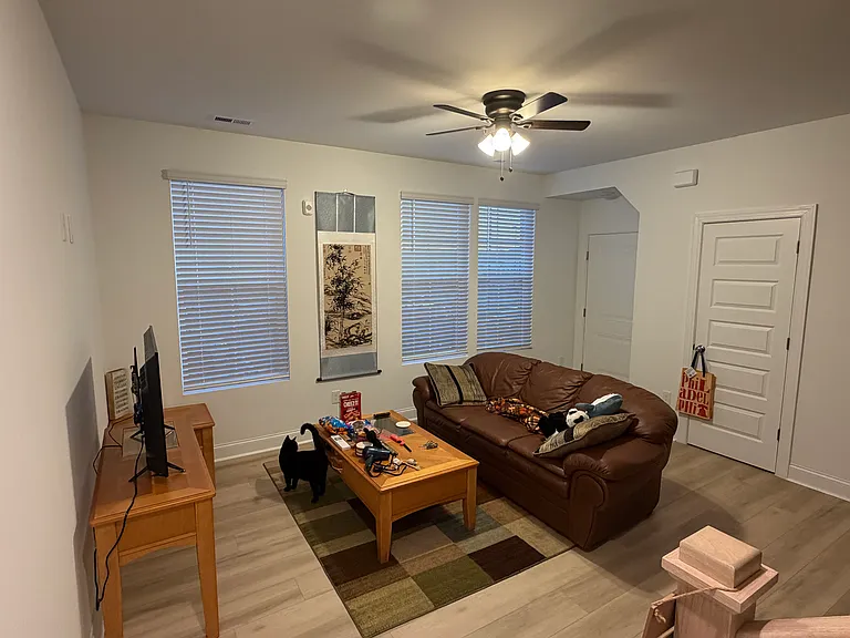 618 Market Grove Dr #100 — Photo 11