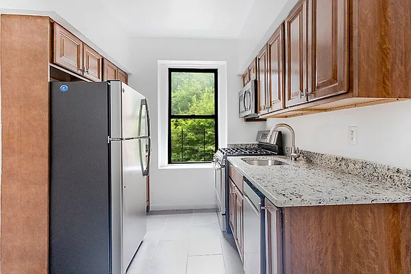 Rented by Living New York | media 9