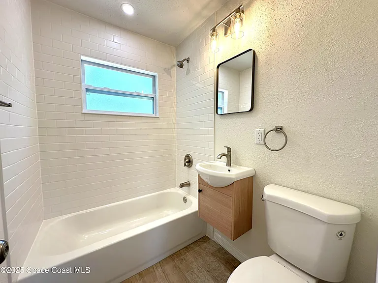 4440 Stuart Ave — Photo 15