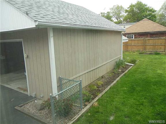 4th image of 112 Woodcrest Dr