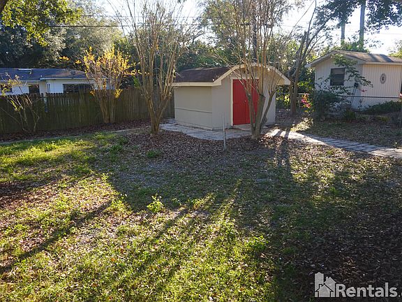 2nd image of 611 Oriole Dr