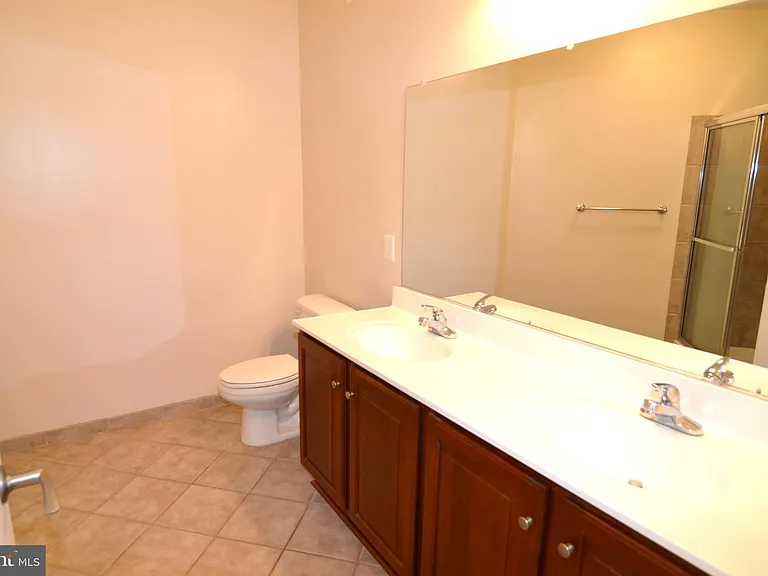 600 Edelen Station Pl #7301 — Photo 15