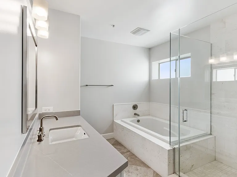 6221 W 3rd St #3-407 — Photo 8