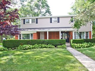 50 Roxbury Ct, Des Plaines, IL 60018