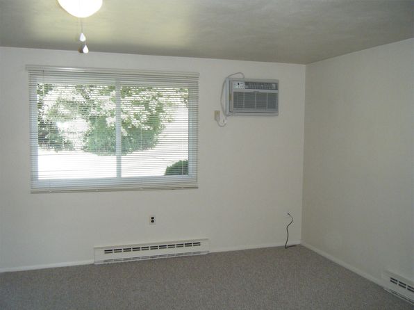 Country Squire Apartments | E5 Kenray Dr, Dover, PA