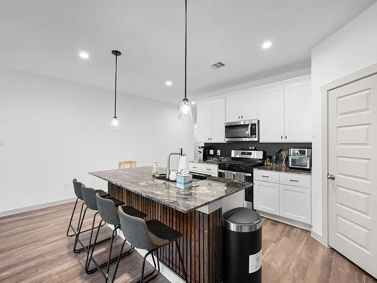 1054 Great Barracuda Ln — Photo 11