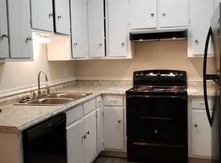 418 Dogwood Ln #A, Tuscaloosa, AL 35405