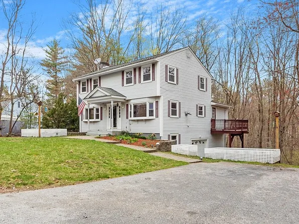 9 Barkland Drive, Derry, NH 03038